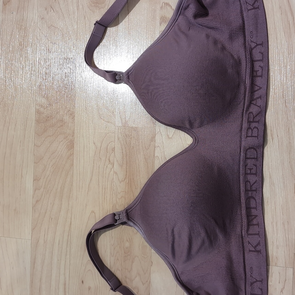 Kindred Bravely Signature Sublime Contour Maternity & Nursing Bra size Medium